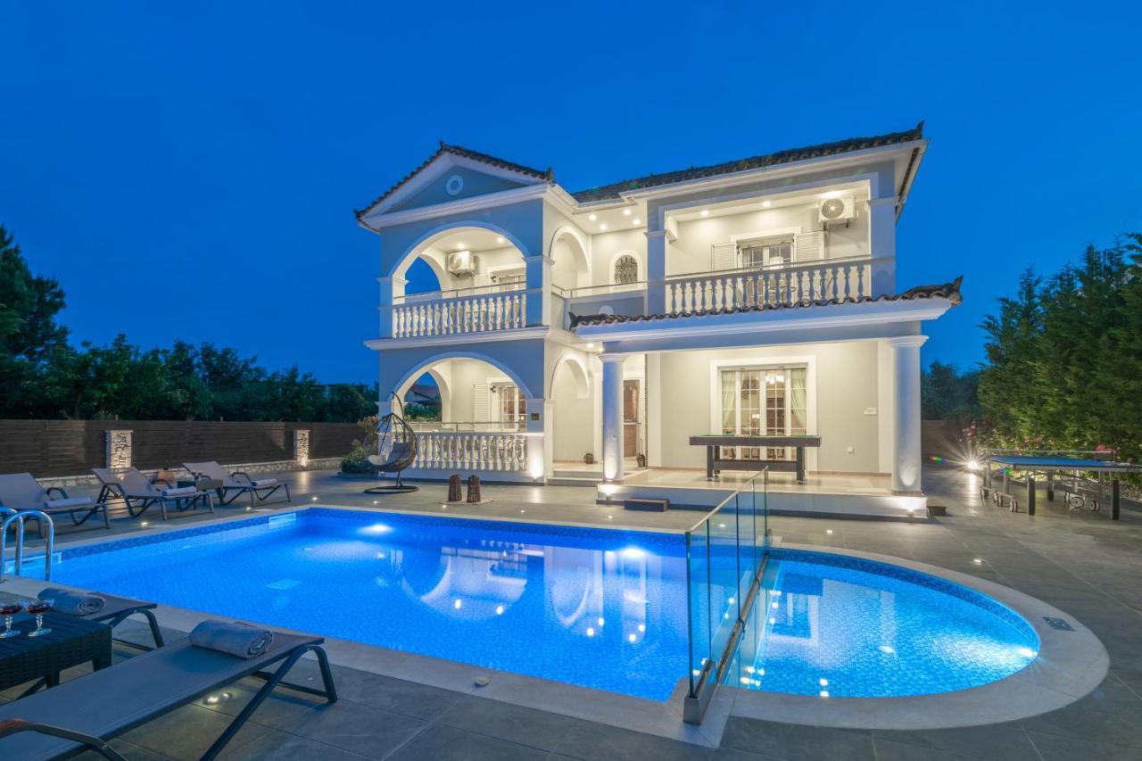 Luxury Villa Vanato & Pool Koukounaria ภายนอก รูปภาพ